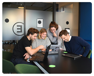 seo team making strategy